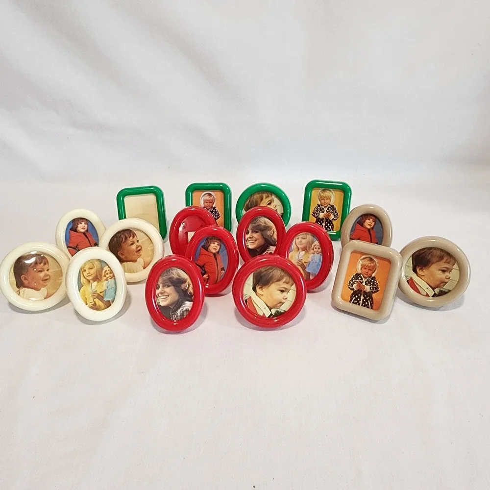 Vintage Miniature Plastic Picture Frames Lot 17 Red Green Cream Hong Kong Retro